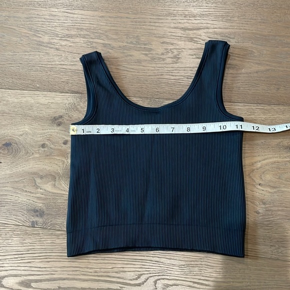 ATHLETA GIRL RISE ABOVE RIB CROP TANK SIZE M(8-10) BLACK - Picture 5 of 8